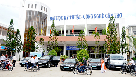 Hướng đến trung tâm đào tạo
nguồn nhân lực chất lượng cao