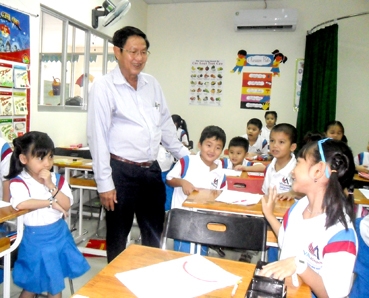 Lãnh đạo thành phố kiểm tra một số cơ sở giáo dục và công trình di tích