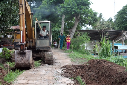 Tiếp tục xây dựng nông thôn mới 
để nâng cao đời sống người dân