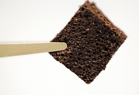 Bã cà phê  nguyên liệu lọc nước nhiễm chì hữu hiệu