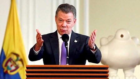 Tổng thống Colombia tặng dân toàn bộ 
tiền thưởng Nobel Hòa bình