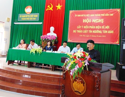 Tổ chức hội nghị phản biện lấy ý kiến đóng góp dự thảo Luật Tín ngưỡng, tôn giáo