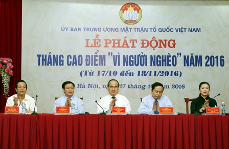 Phát động Tháng cao điểm "Vì người nghèo" năm 2016