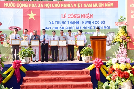 Nỗ lực hoàn thành kế hoạch xây dựng nông thôn mới