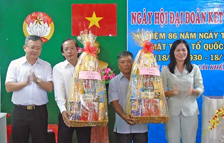 Tổ chức điểm Ngày hội 
Đại đoàn kết toàn dân tộc