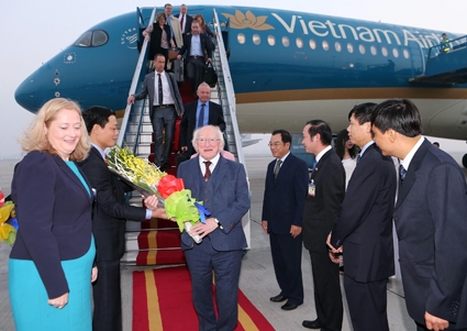 Tổng thống Ireland thăm Việt Nam