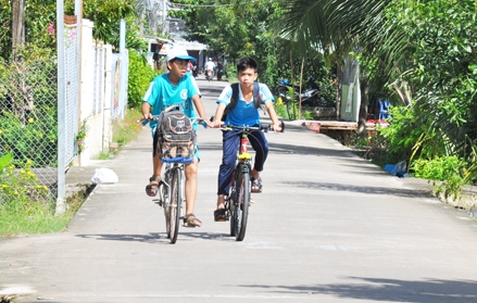Năng động đưa nghị quyết vào cuộc sống