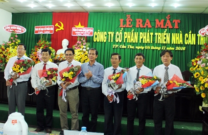 Ra mắt Công ty cổ phần Phát triển nhà Cần Thơ