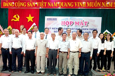 Họp mặt kỷ niệm 40 năm ngày báo 
Chiến Thắng đổi tên thành báo Đồng Khởi