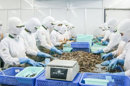 Gỡ khó để phát triển công nghiệp