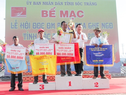 Sóc Trăng: Đội ghe Ong Kho đoạt giải Nhất