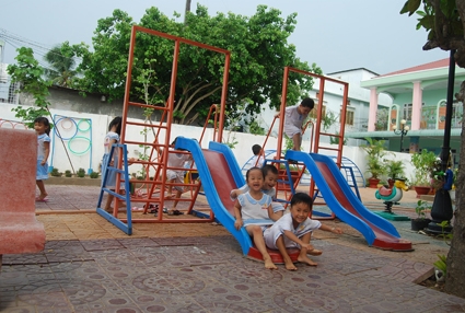 Đẩy nhanh tiến độ xây dựng trường đạt chuẩn quốc gia