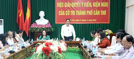 UBND thành phố quan tâm chỉ đạo các sở,
ngành hữu quan giải quyết ý kiến, kiến nghị cử tri