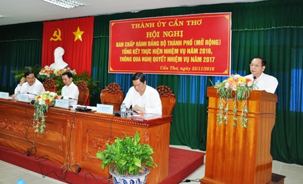 ĐẨY MẠNH XÚC TIẾN ĐẦU TƯ, CẢI CÁCH HÀNH CHÍNH,
QUAN TÂM THÁO GỠ KHÓ KHĂN, VƯỚNG MẮC CHO CÁC DOANH NGHIỆP