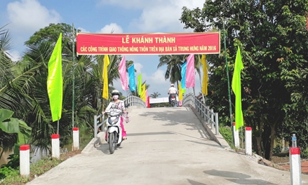 Trung Hưng - xã đạt chuẩn quốc gia về nông thôn mới