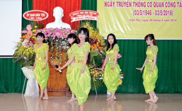 ផ្តោតការយកចិត្តទុកដាក់គិតគូរជីវភាពស្មារតីជូនជនរួមជាតិខ្មែរ
