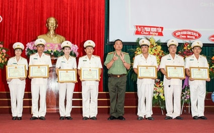 Kỷ niệm 10 năm Ngày truyền thống lực lượng Cảnh sát Môi trường