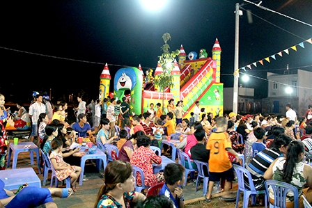 Khởi động 
chợ đêm Sao Mai - Bình Khánh 5