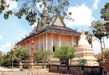 ទេសចរណ៍ផ្លូវចិត្តនិងពិធីបុណ្យនៅបាកលីវ