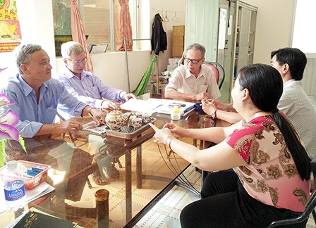 Góp phần nâng cao trình độ dân trí