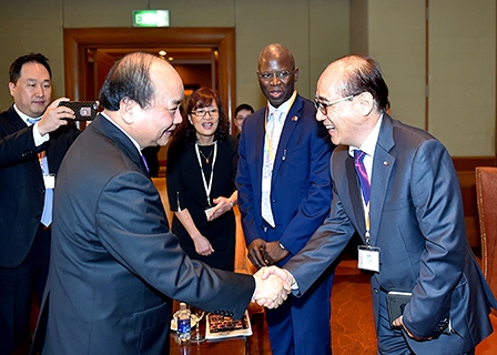 Thủ tướng Nguyễn Xuân Phúc: Doanh nghiệp FDI hãy đặt niềm tin 
vào các cải cách của Việt Nam