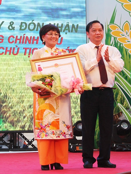 Chủ tịch UBND TP Cần Thơ Võ Thành Thống:
Công ty Trung An cần tiếp tục nỗ lực đóng góp 
cho sự phát triển ngành nông nghiệp