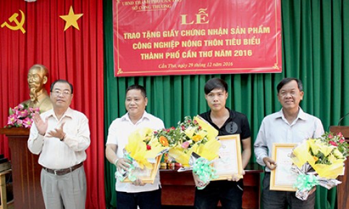 Tôn vinh 5 sản phẩm công nghiệp nông thôn tiêu biểu TP Cần Thơ