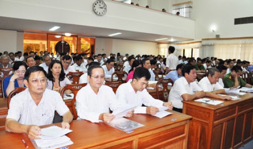 Hơn 400 cán bộ chủ chốt thành phố học tập 
chuyên đề Những nội dung cơ bản của tư tưởng, đạo đức, phong cách Hồ Chí Minh