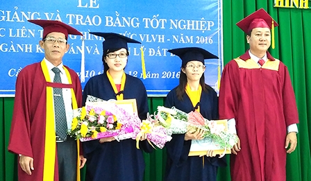 “Rộng cửa” vào đại học