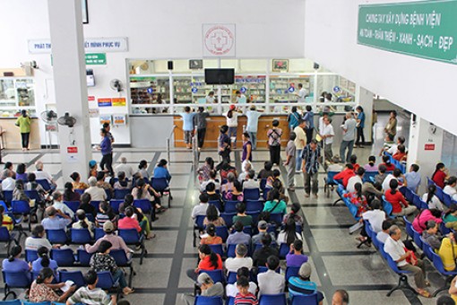 Sau Tết Dương lịch, lượng bệnh nhân đến Bệnh viện Đa khoa thành phố tăng gấp đôi
