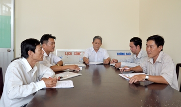 Tăng cường kiểm tra, giám sát 
để xây dựng và chỉnh đốn Đảng