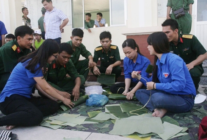 Sôi nổi chương trình “Tuổi trẻ với mùa xuân biên giới”