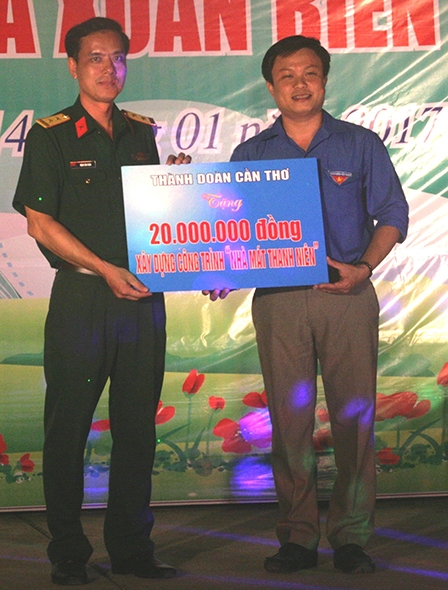 Tuổi trẻ với mùa xuân biên giới