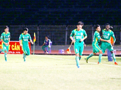 XSKT Cần Thơ- Becamex Bình Dương: Cân sức cân tài