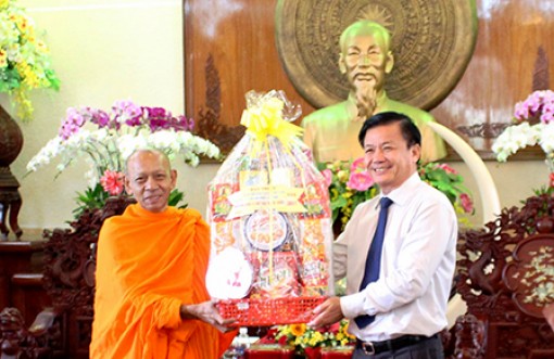 Ban Trị sự Giáo hội Phật giáo Việt Nam thành phố chúc Tết lãnh đạo thành phố