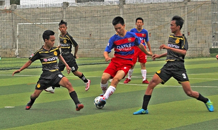 28 đội bóng dự tranh 
Giải bóng đá học sinh THPT năm 2017