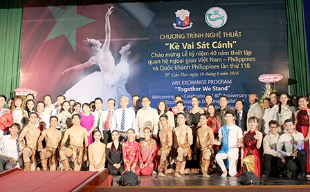 Công tác đối ngoại nhân dân khởi sắc