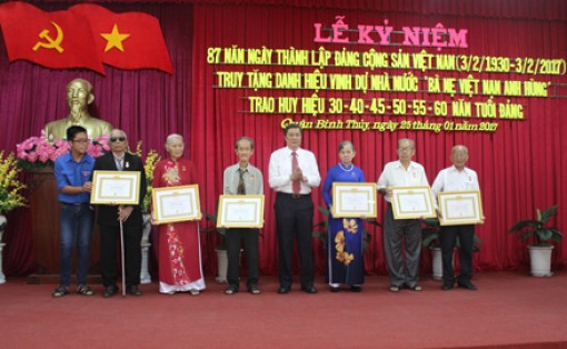 Họp mặt kỷ niệm 87 năm Ngày thành lập Đảng Cộng sản Việt Nam