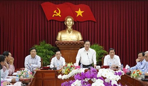 Tết Nguyên đán Đinh Dậu 2017
đầm ấm, vui tươi, an toàn, tiết kiệm