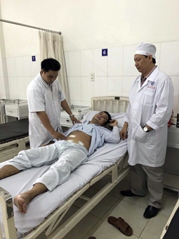 Ăn khô cá sặt rằn, xương cá đâm thủng 
ruột thừa