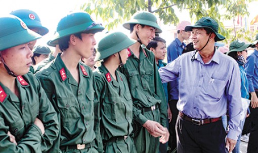 Hôm nay, 1.495 thanh niên ưu tú của thành phố nhập ngũ