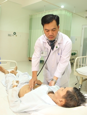 Điều trị sỏi ống mật chủ đối với người cao tuổi