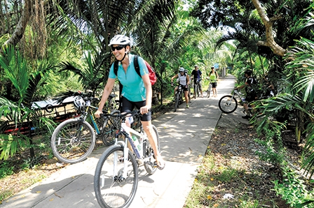 Khai thác thế mạnh ngành 
công nghiệp “không khói”