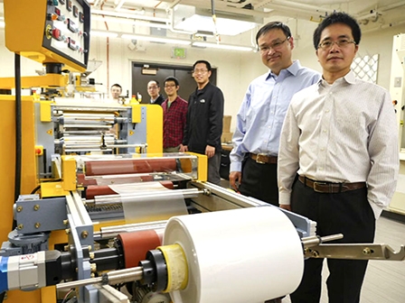 Vật liệu mới làm mát 
nhà cửa, xe cộ