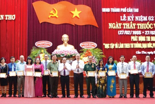 Đổi mới, hướng tới sự hài lòng của người bệnh