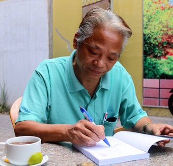 Người đi dọc dài châu thổ