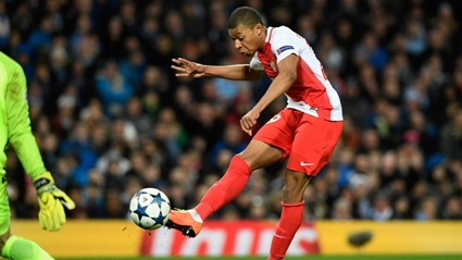 Kylian Mbappe- “Thierry Henry mới” của AS Monaco