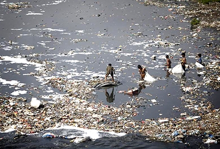 Ô nhiễm môi trường giết chết 1,7 triệu trẻ em mỗi năm