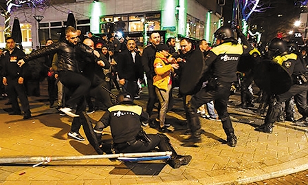 Quan hệ Hà Lan- Thổ Nhĩ Kỳ “nổi sóng”