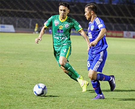 Đấu sớm vòng 10 Toyota V.League 2017: Cơ hội của Quảng Nam và nguy cơ của XSKT Cần Thơ